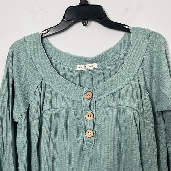 Free People Must Have Light Green Button Henley - Picture 4 of 6